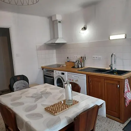 Maison Jardin & Garage P2 10 Min Gare Apartment Nimes