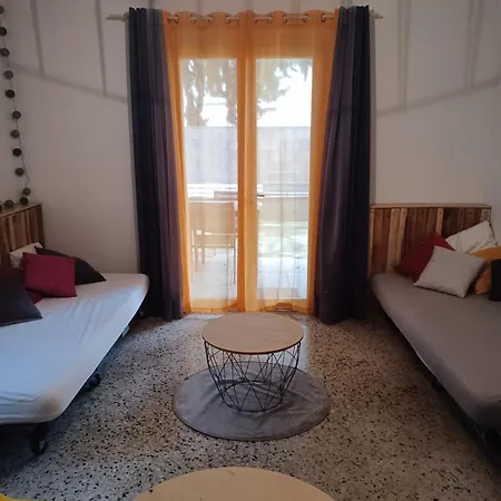 Maison Jardin & Garage P2 10 Min Gare *